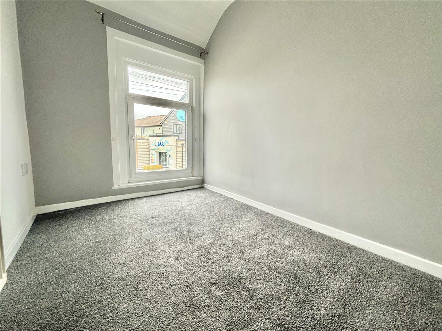 Bellevue, Penclawdd, Swansea, SA4 3YE